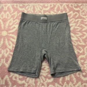 SKIMS NWOT XS Women’s Ribbed Boxers
